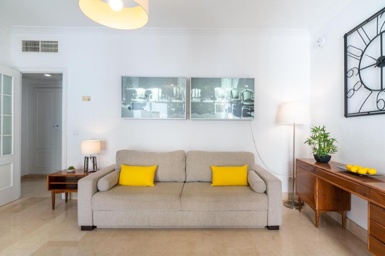 Pilatos Central Superior 세비야 외부 사진